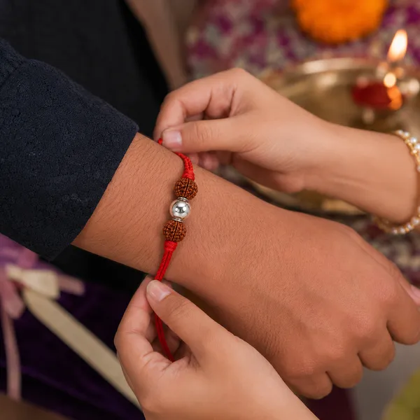 Temple_Tales_Yam-Yamuna_Silver_Rudraksha_Rakhi_for_Raksha_Bandhan