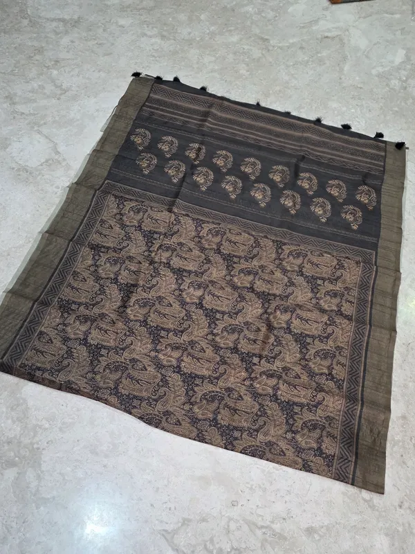 Brown_Tussar_Handwoven_Traditional_Motif_Saree_For_Women