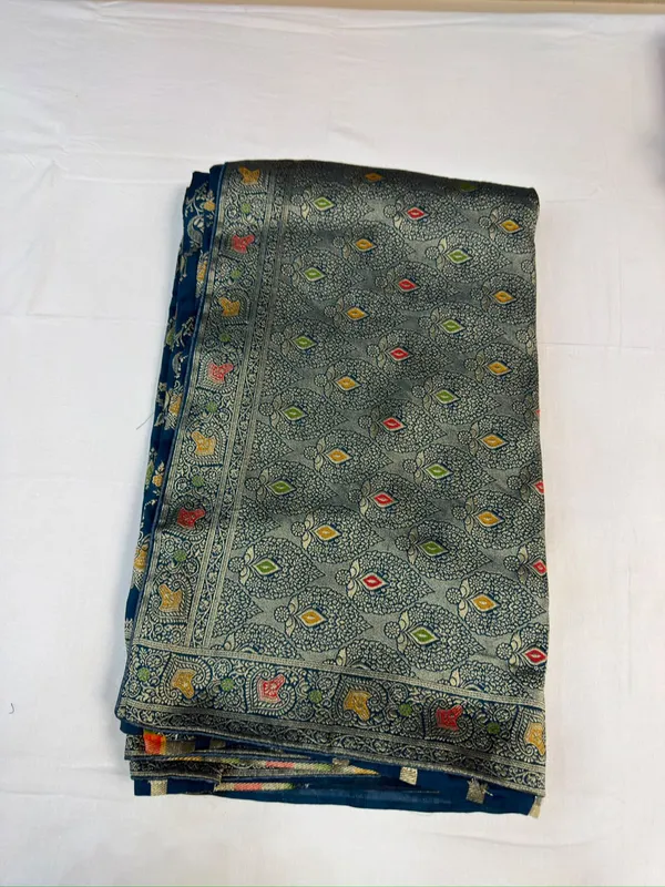Blue_Printed_Traditional_Saree_For_Women