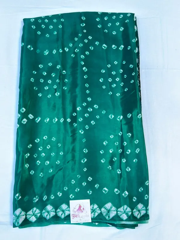 Green_Bandhani_Style_Saree_For_Women