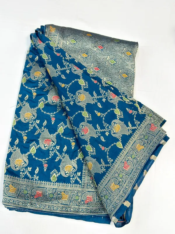 Blue_Printed_Traditional_Saree_For_Women