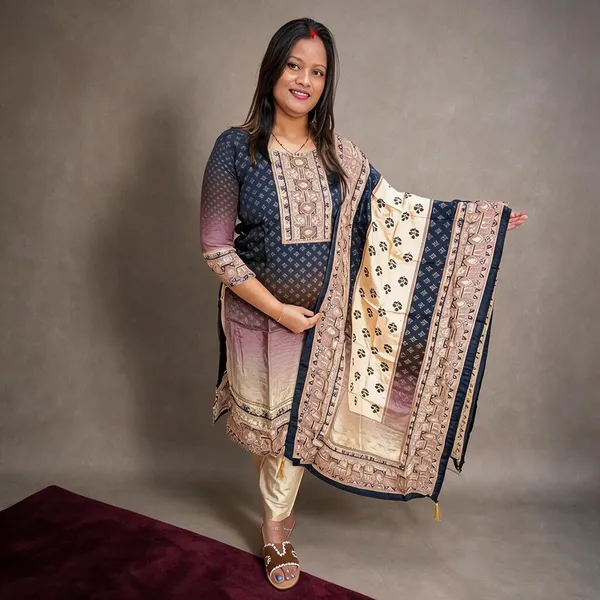 Blackish_Grey_Muslin_Suit_For_Women