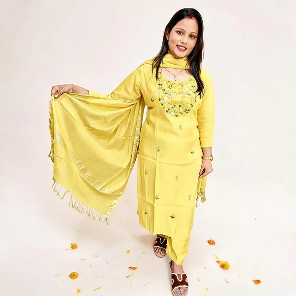 Yellow_Cotton_Suit_For_Women