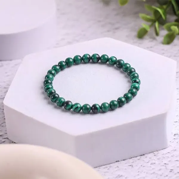 Green_Stone_Beads_Bracelet_For_Unisex