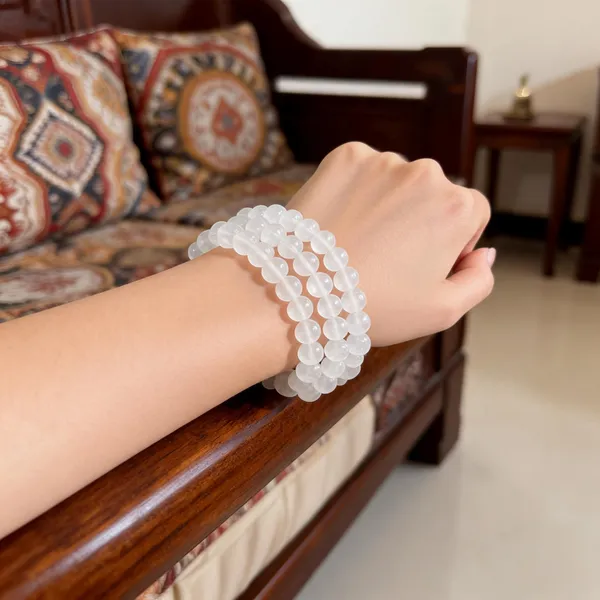 White_Stone_Beads_Bracelet_For_Unisex