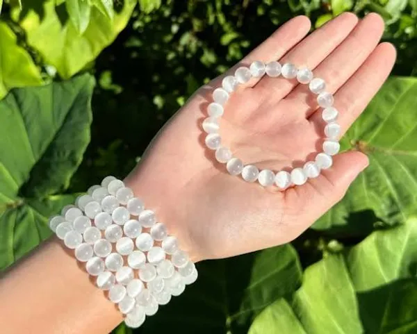 White_Stone_Beads_Bracelet_For_Unisex