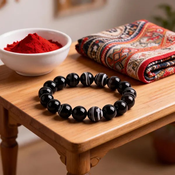 Black_Stone_Beads_Striped_Bracelet_For_Unisex