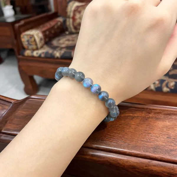Grey_Stone_Beads_Round_Bracelet_For_Unisex