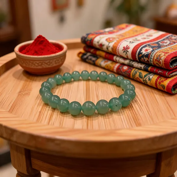 Green_Stone_Beads_Round_Bracelet_For_Unisex