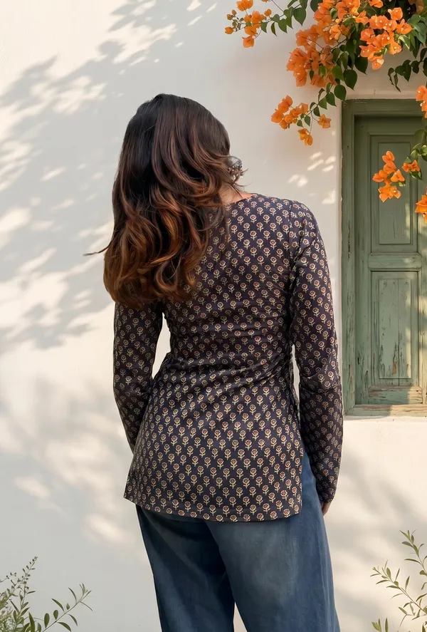 Black_Cotton_Printed_Wrap_Long_Sleeve_Short_Kurti_For_Women