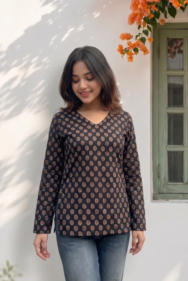 Black_Cotton_Printed_Wrap_Long_Sleeve_Short_Kurti_For_Women