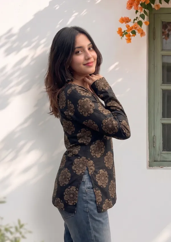 Black_Cotton_Gold_Medallion_Print_Full_Sleeve_Short_Kurti_For_Women
