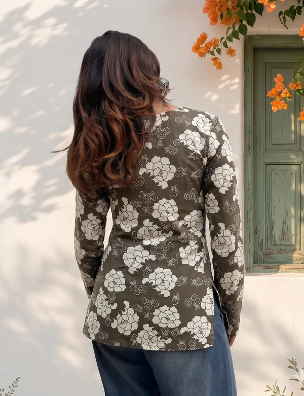 Olive_Green_Cotton_Floral_Print_V-Neck_Long_Sleeve_Short_Kurti_For_Women