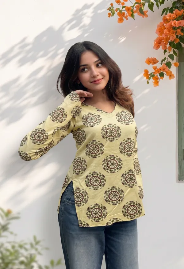Cream_Cotton_Elephant_Print_Short_Sleeve_Short_Kurti_For_Women