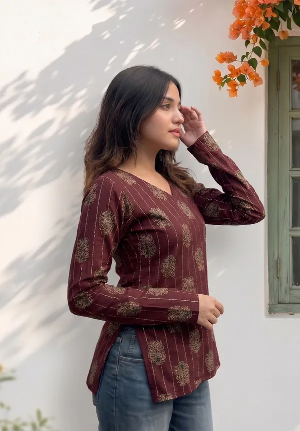 Maroon_Cotton_Block_Print_Full_Sleeve_Short_Kurti_For_Women
