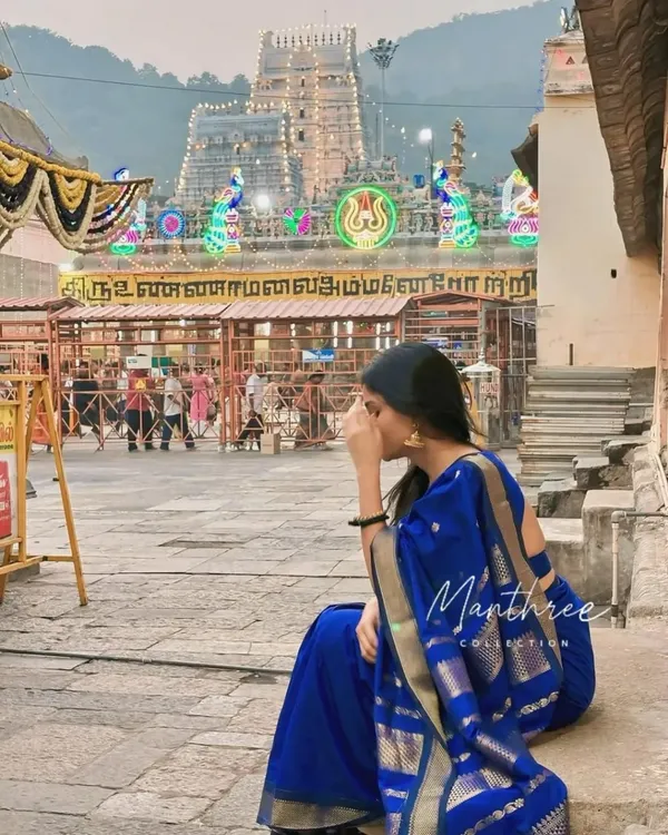 Premium_Royal_Blue_Traditional_Saree