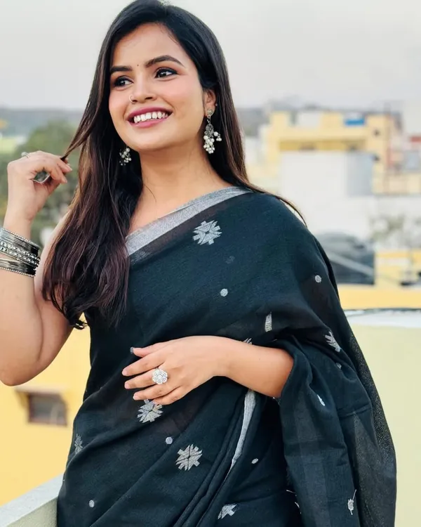 Royal_Aura_Party_Wear_Saree