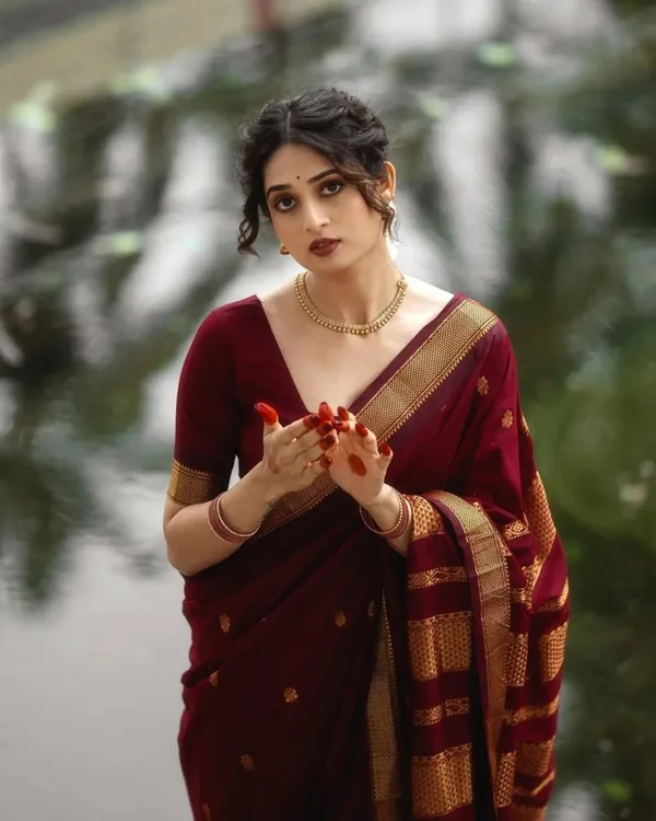 Royal_Wine_Maroon_Silk_Saree