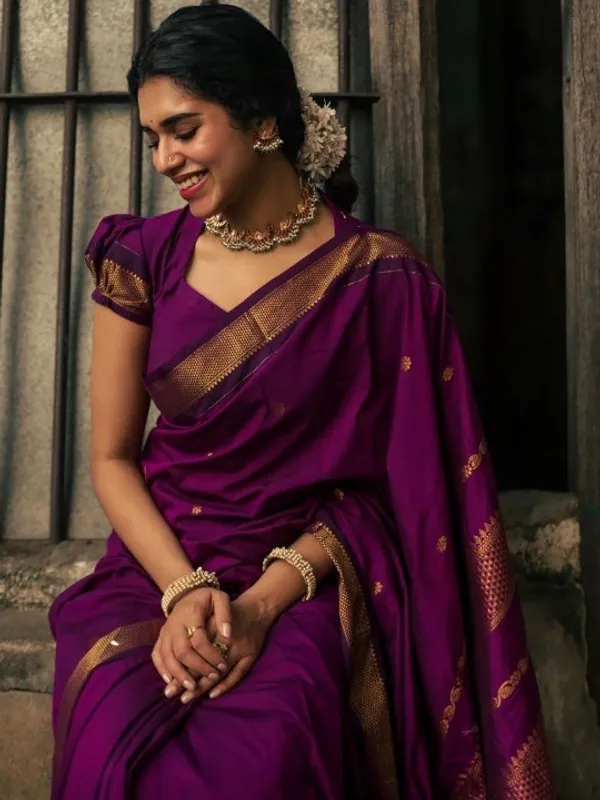 The_Queen_Of_Silk_Sarees