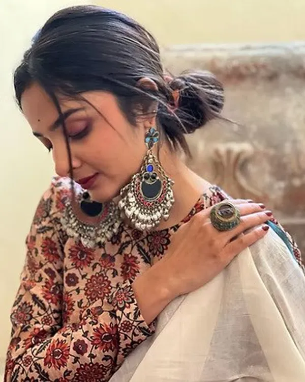 Urban_Grace_Ethnic_Saree