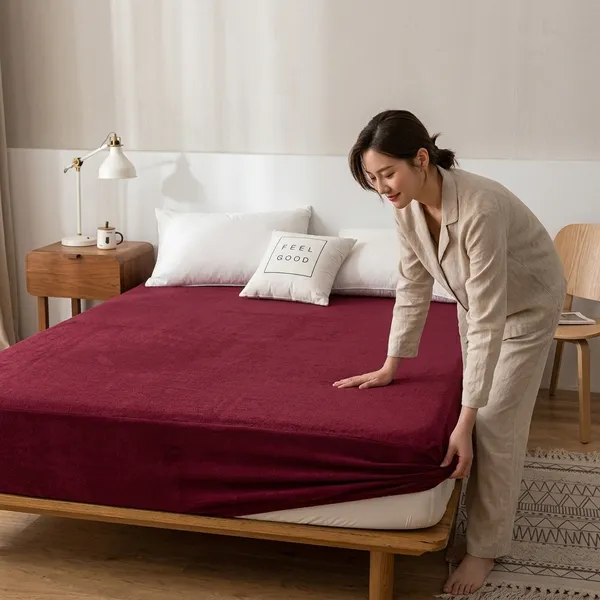 Waterproof_Mattress_Protector_(Maroon_color)