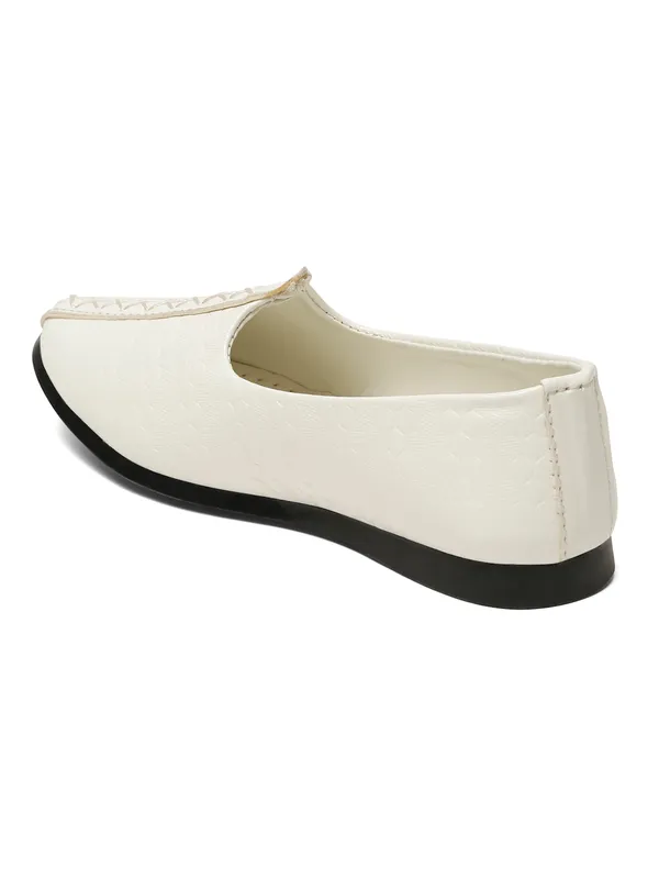 Tiny_Bugs_Boys_Ethnic_Wear_Mojaris_-_White