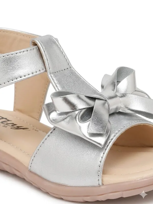 Tiny_Bugs_Girls_Bow_Embellished_Sandals_-_Silver