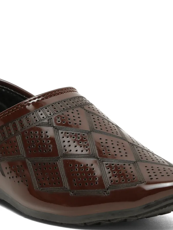 Tiny_Bugs_Boys_Ethnic_Wear_Mojaris_-_Brown