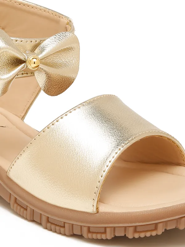 Tiny_Bugs_Girls_Bow_Embellished_Sandals_-_Gold