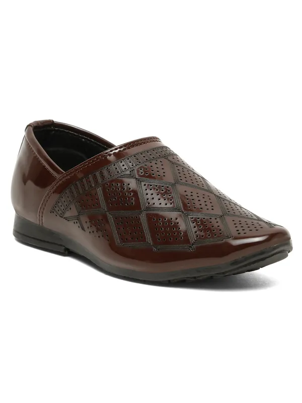 Tiny_Bugs_Boys_Ethnic_Wear_Mojaris_-_Brown