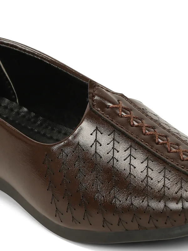Tiny_Bugs_Boys_Ethnic_Mojaris-_Brown