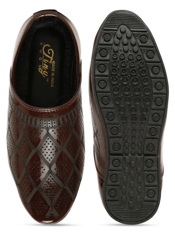 Tiny_Bugs_Boys_Ethnic_Wear_Mojaris_-_Brown