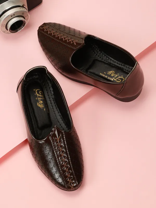 Tiny_Bugs_Boys_Ethnic_Mojaris-_Brown