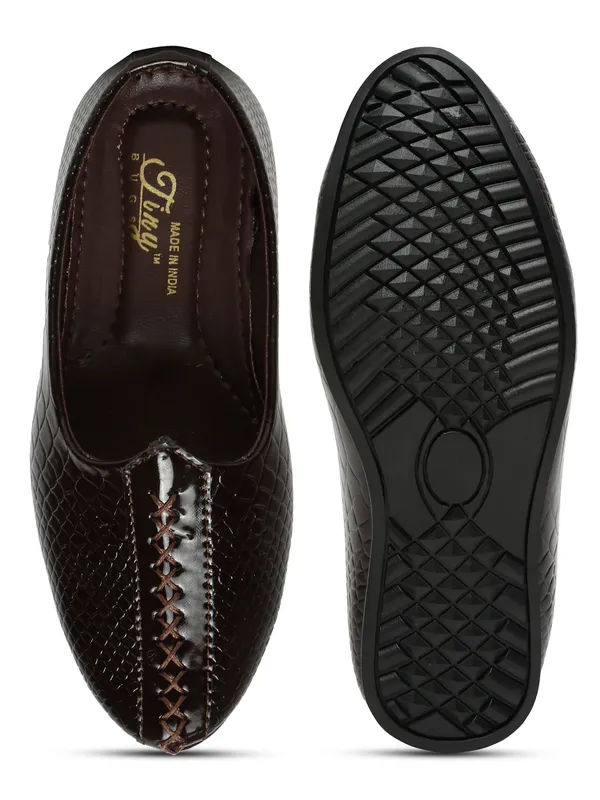 Tiny_Bugs_Boys_Ethnic_Wear_Mojaris_-_Brown