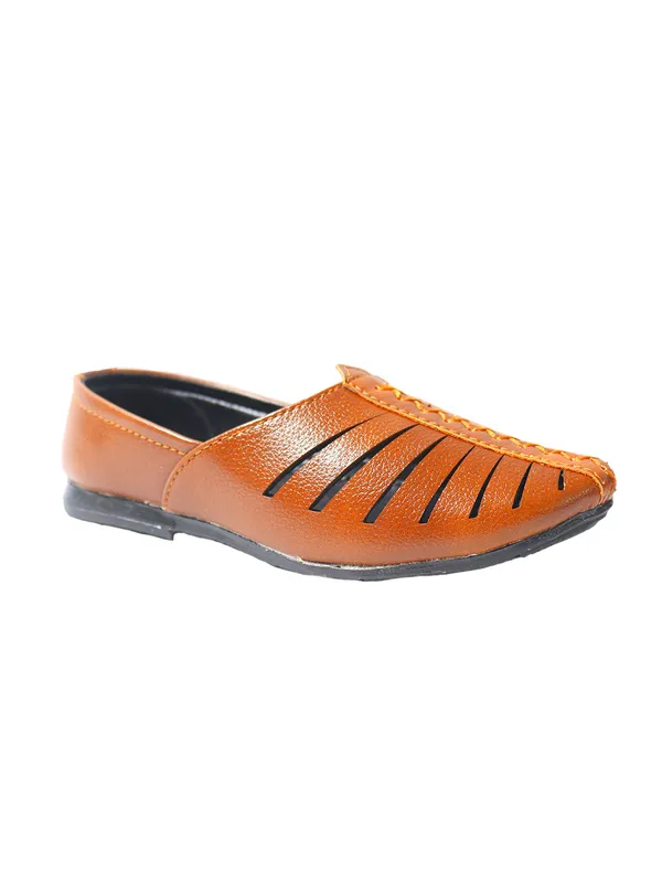 Tiny_Bugs_Boys_Ethnic_Wear_Mojaris_-_Tan