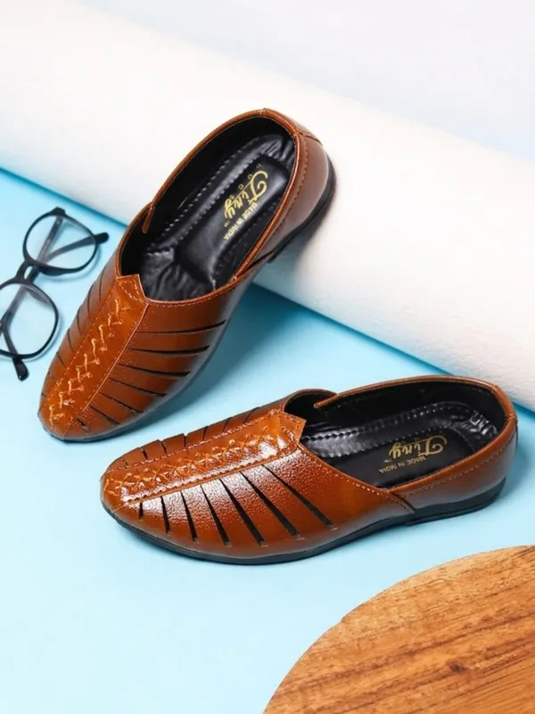 Tiny_Bugs_Boys_Ethnic_Wear_Mojaris_-_Tan