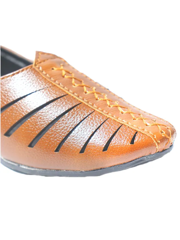 Tiny_Bugs_Boys_Ethnic_Wear_Mojaris_-_Tan