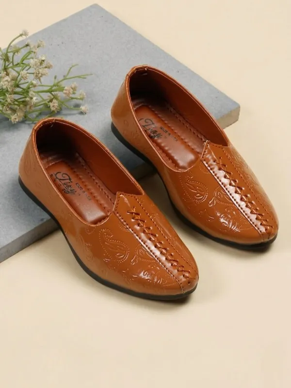Tiny_Bugs_Boys_Ethnic_Wear_Mojaris_-Tan