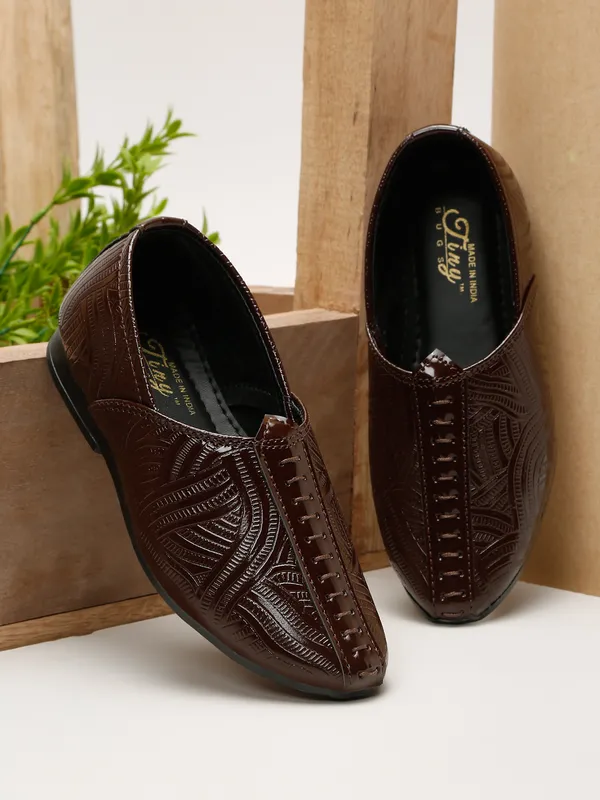 Tiny_Bugs_Boys_Ethnic_Wear_Mojaris_-_Brown