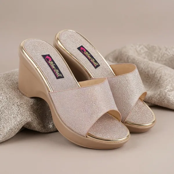 Beige_Synthetic_Leather_And_Shimmer_Fabric_And_Pu_Wedge_Sole_Wedge_Sandals_For_Women