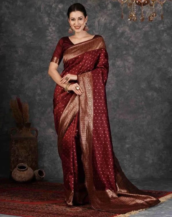 Maroon_Silk_Woven_Banarasi_Saree_With_Golden_Border_For_Women