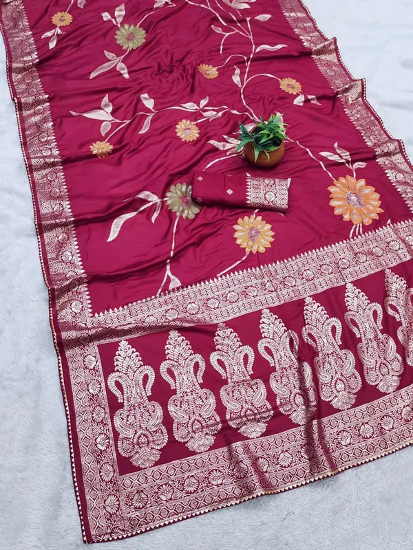 Maroon_Silk_Embroidered_Floral_Saree_With_Blouse