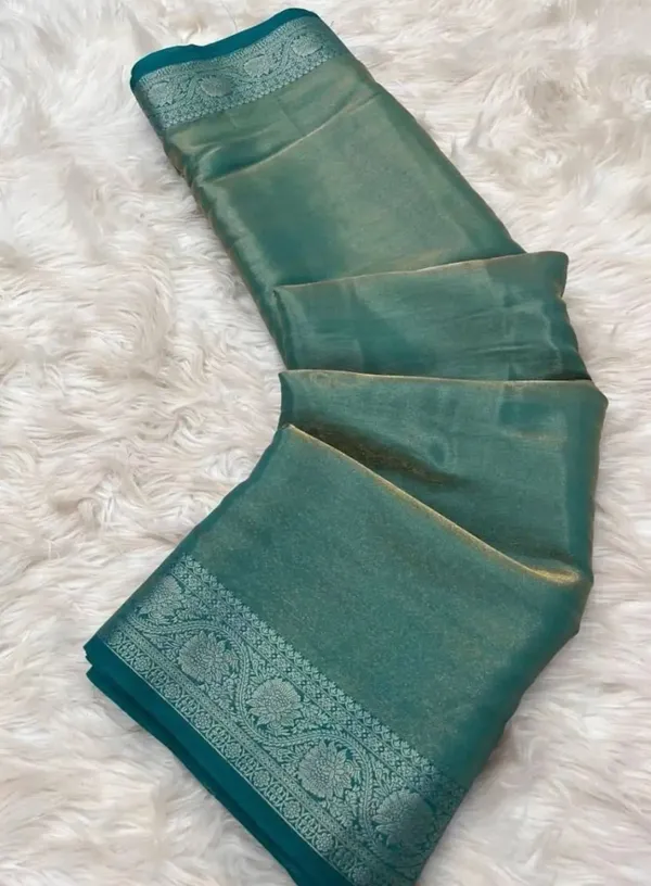 Teal_Silk_Saree_With_Gold_Border_For_Women