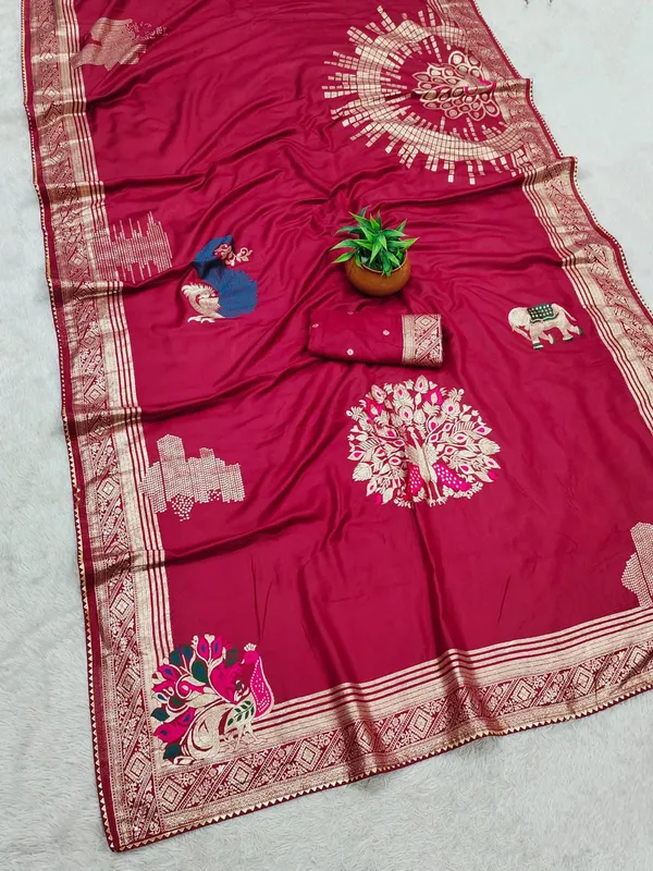 Maroon_Banarasi_Silk_Peacock_Motif_Saree_For_Women