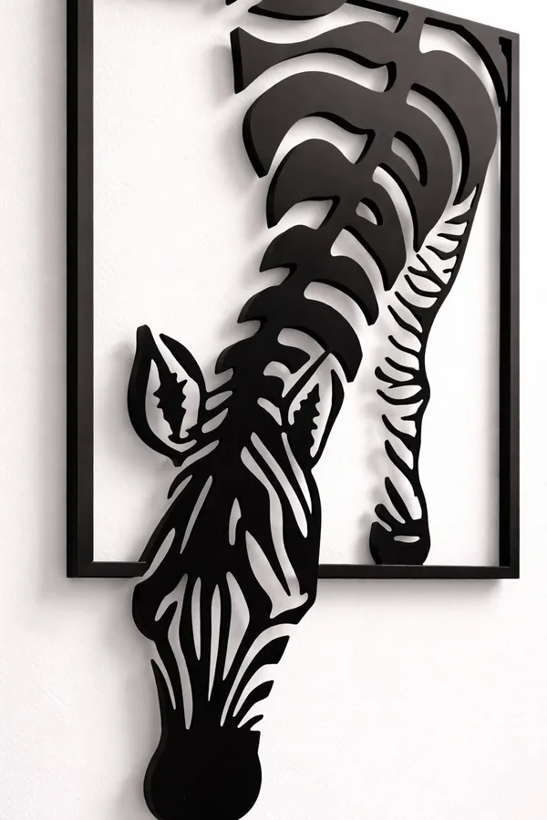 Black_And_White_Decorative_Giraffe_Wall_Art
