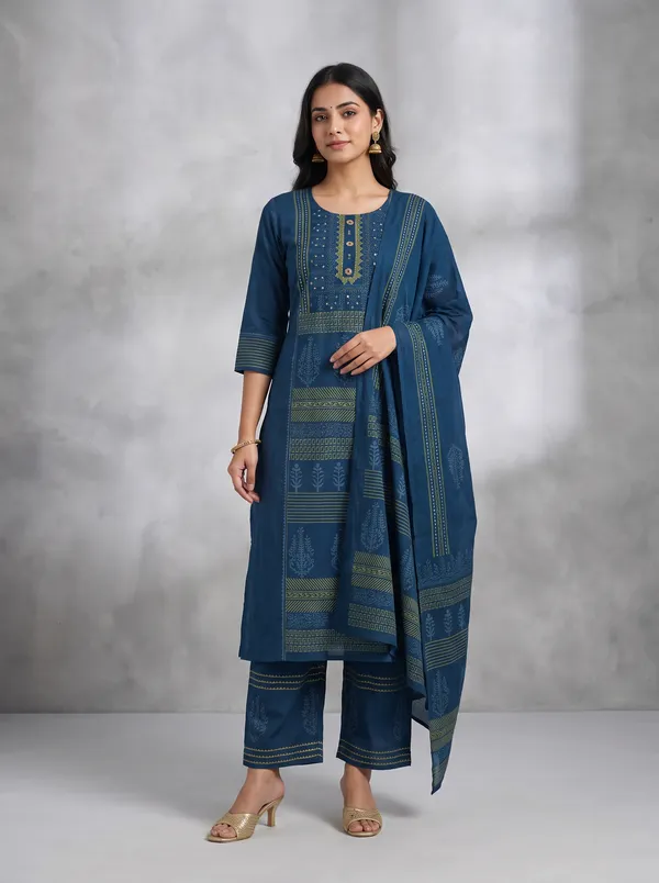 Blue_Cotton_Embroidered_Mirror_Work_Kurta_Set_For_Women