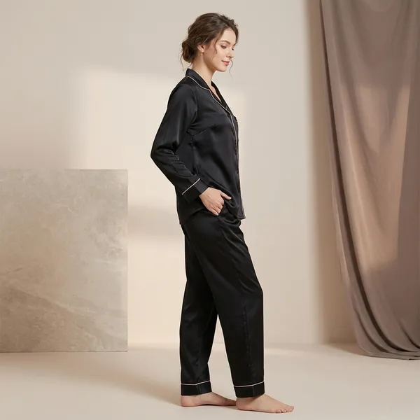 Black_Satin_Full_Sleeve_Night_Suit_For_Women
