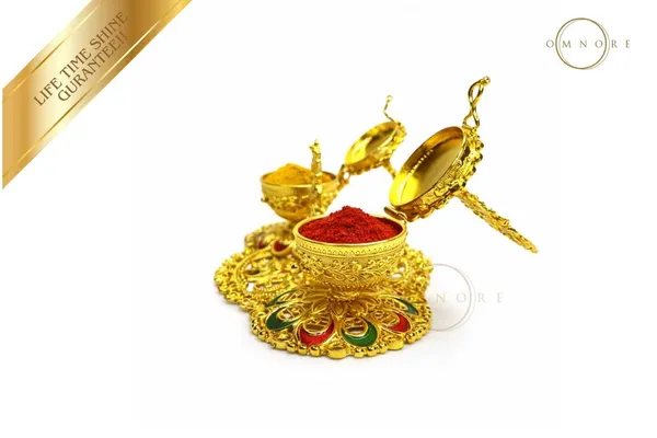 Gold_Plated_Radha-Krishna_Kumkum_Box