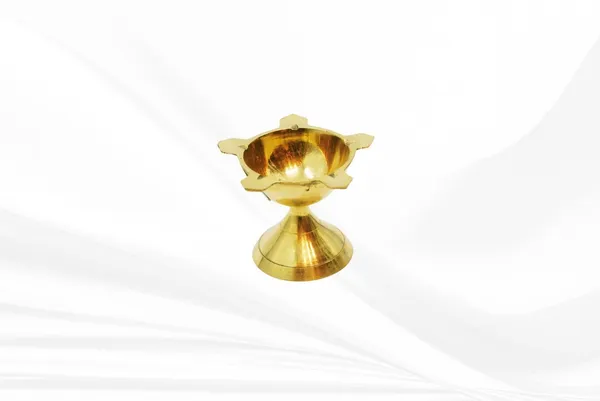 Gold_Tone_Traditional_Lotus_Design_Diya_Set