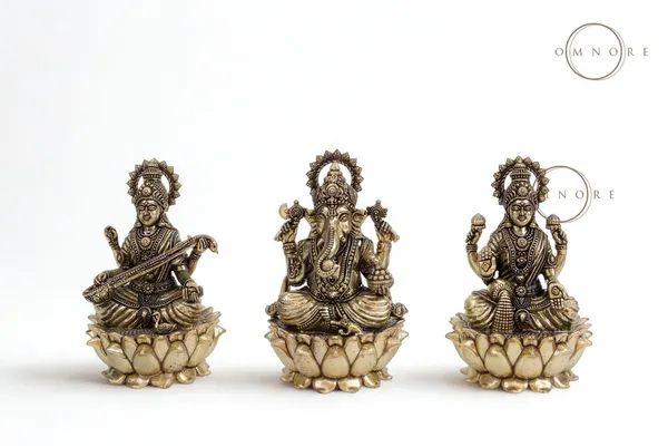 Ganesh_on_Lotus__(Premium)